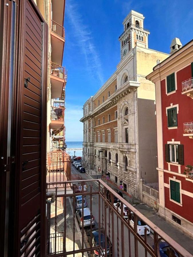 B8 Apartment Bari Bagian luar foto