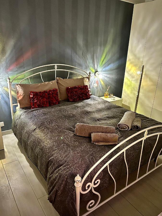B8 Apartment Bari Bagian luar foto