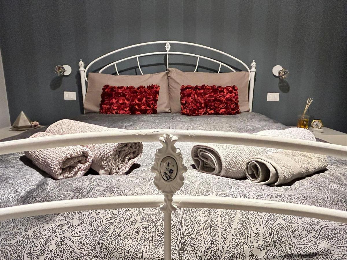 B8 Apartment Bari Bagian luar foto