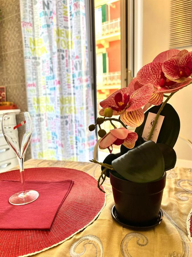 B8 Apartment Bari Bagian luar foto