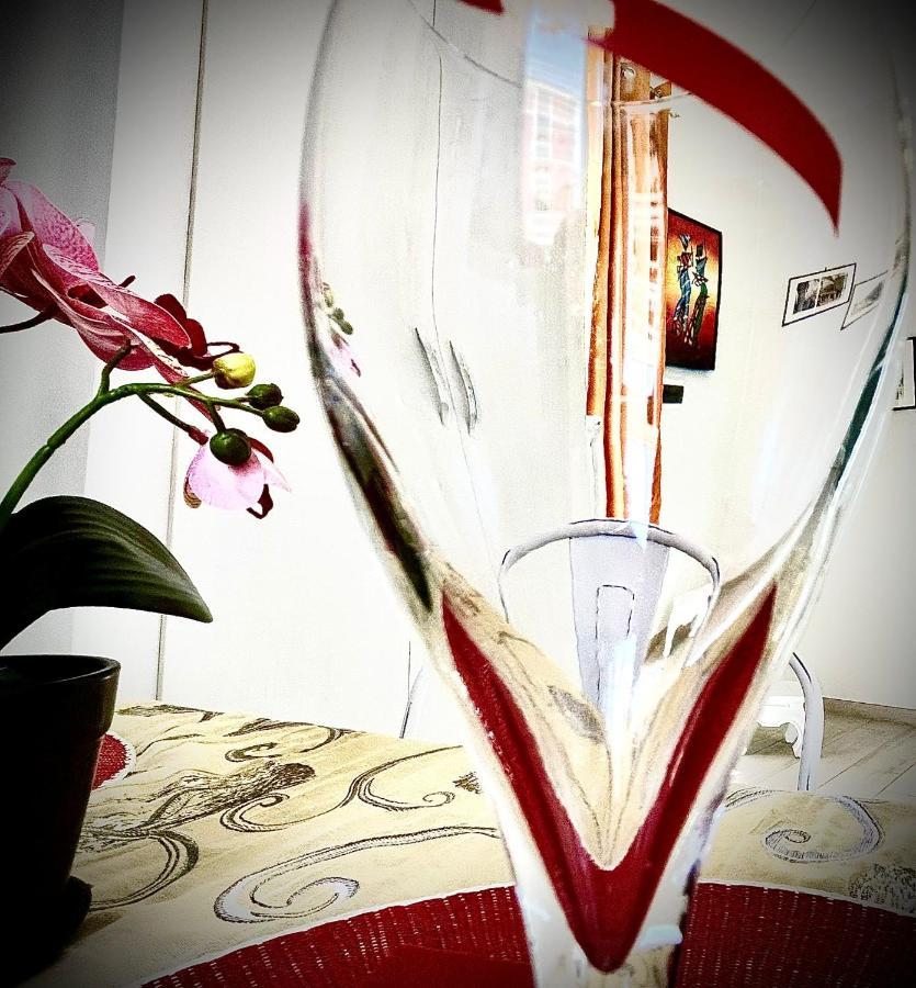 B8 Apartment Bari Bagian luar foto