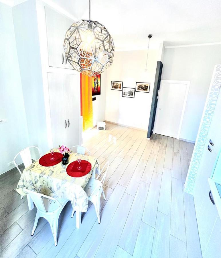 B8 Apartment Bari Bagian luar foto