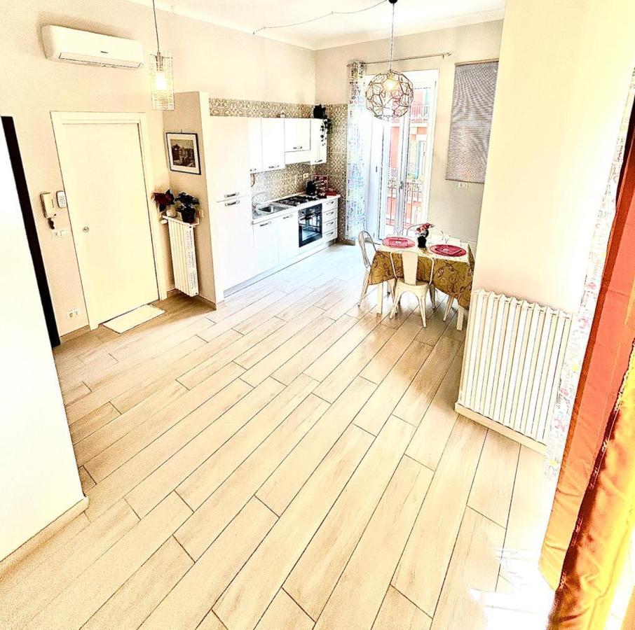 B8 Apartment Bari Bagian luar foto